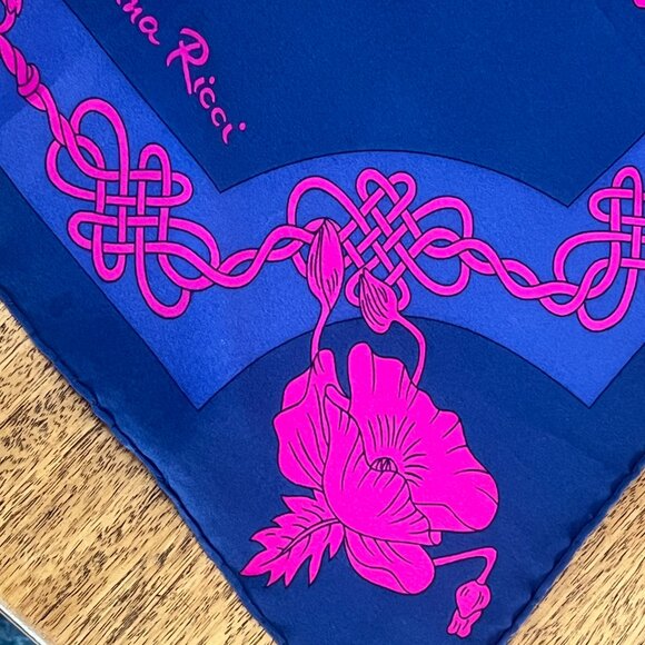 NINA RICCI SQUARE INCREDIBLE and rare silk scarf 34" square MADE IN ITALY - Picture 7 of 9